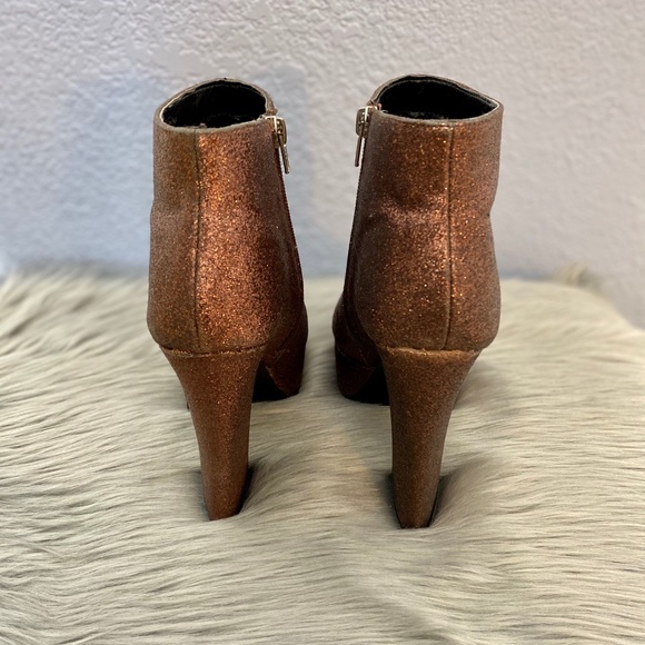 DV by Dolce Vita Red/Brown/Bronze Platform Boots - Picture 2 of 8